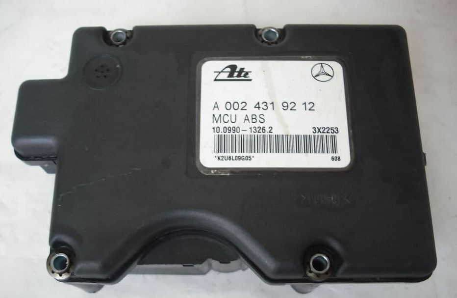 Mercedes ABS Control Module 002 431 9212